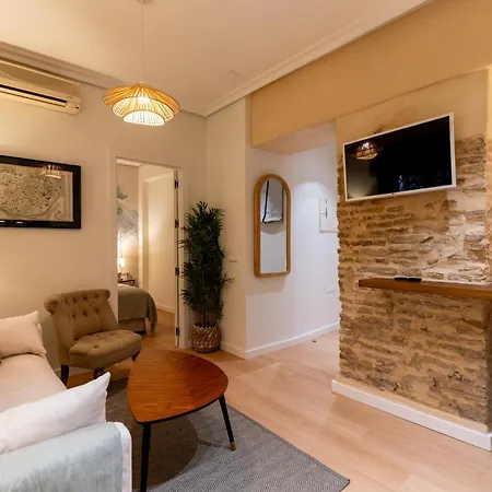 Mn Elegante Apartamento Ideal Para Parejas Seville Exterior photo